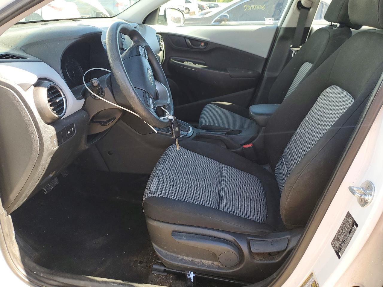 Hyundai KONA Se