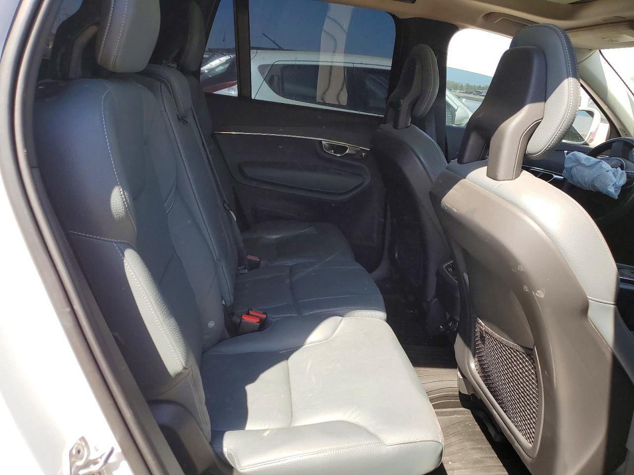 Volvo XC90 T6 Momentum