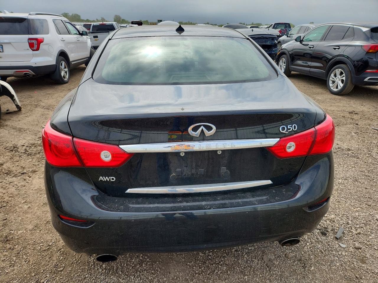 INFINITI Q50 3.0t P 3.0t Premium