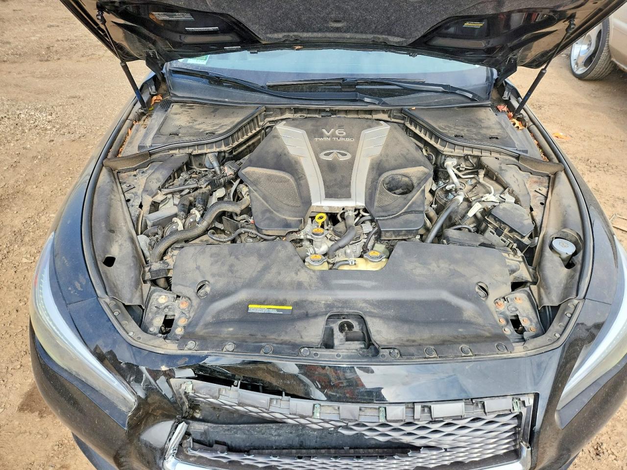 INFINITI Q50 3.0t P 3.0t Premium