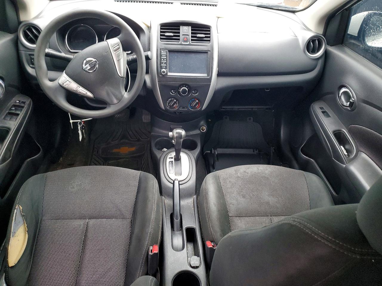 Nissan Versa Sv