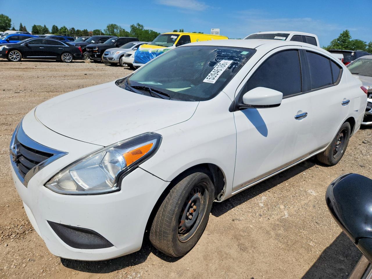 Salvage Nissan Versa Image