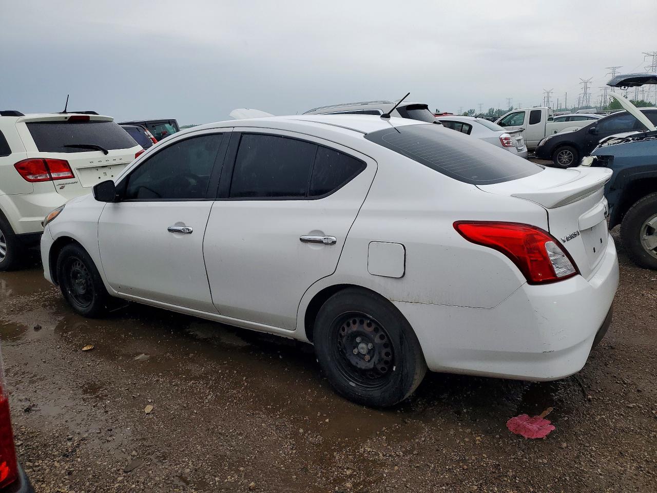 Nissan Versa Sv