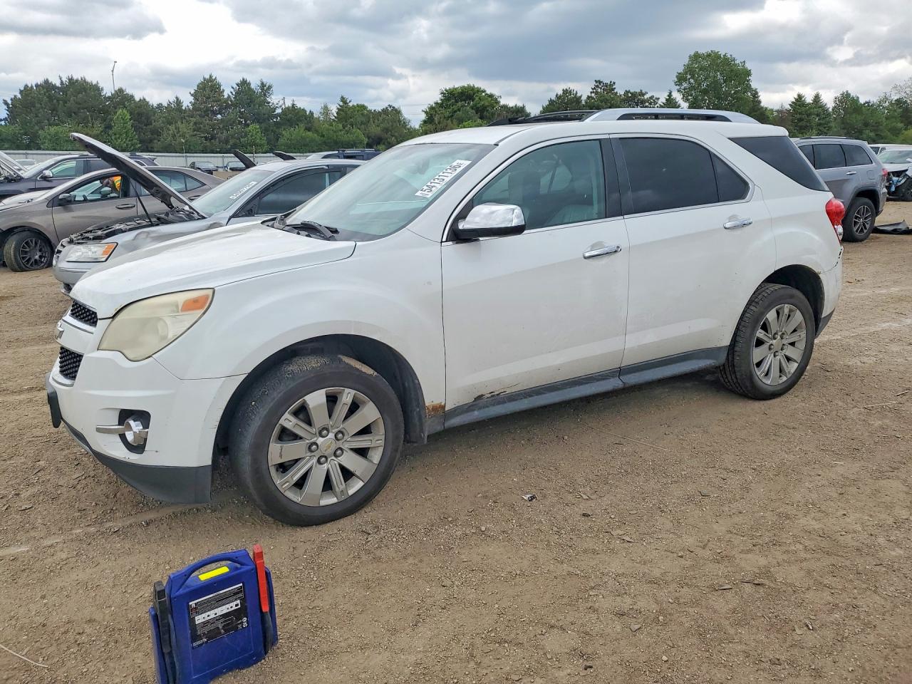 Salvage Chevrolet Equinox Image