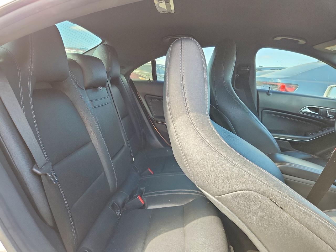 Mercedes-Benz Cla-class 250 4matic