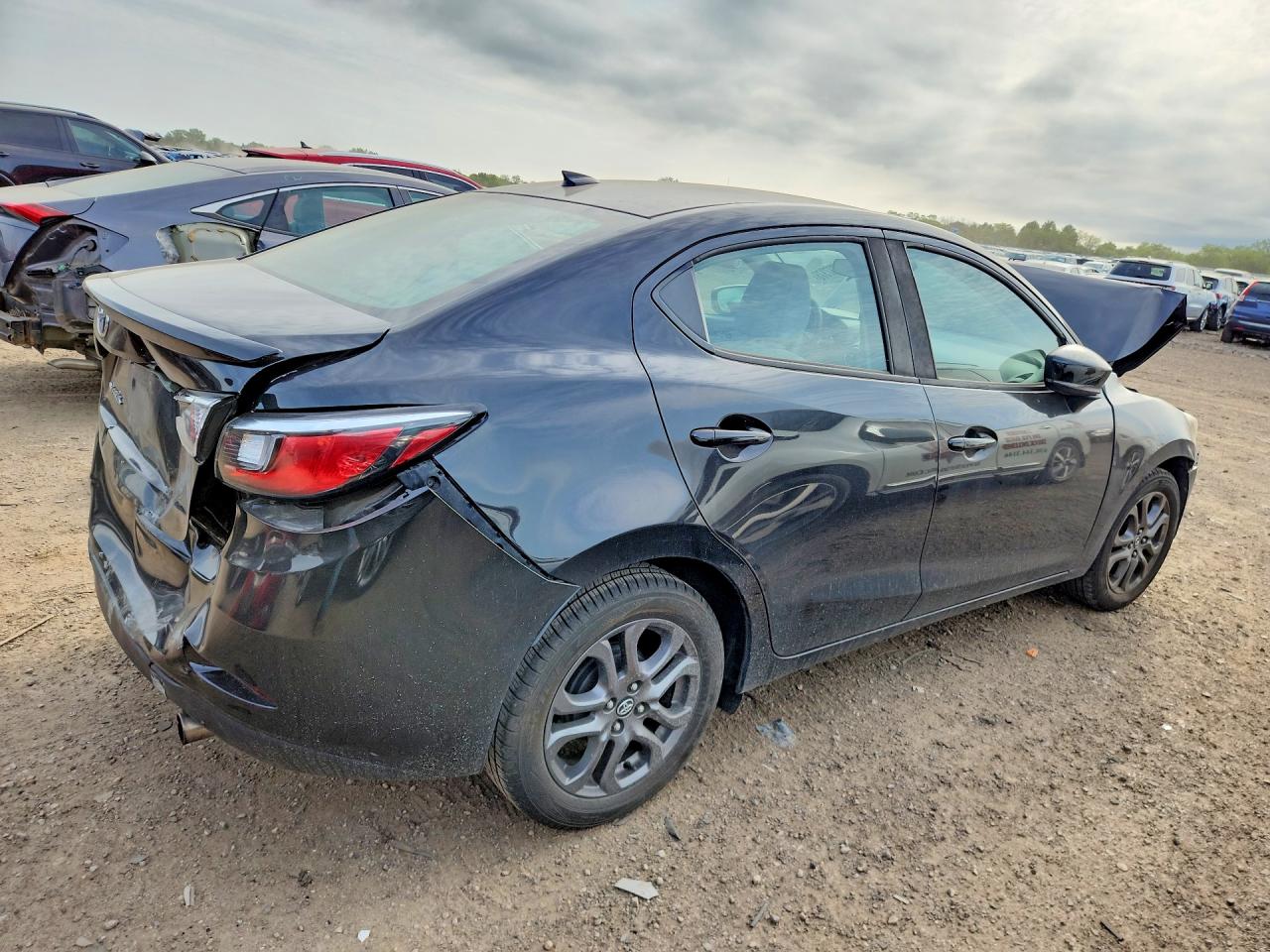 Toyota Yaris Le
