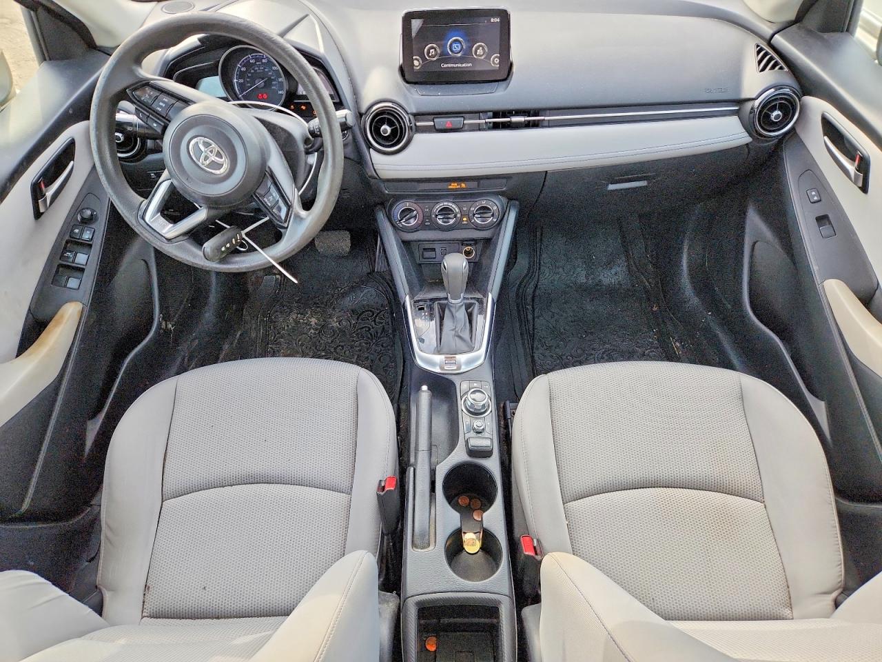 Toyota Yaris Le