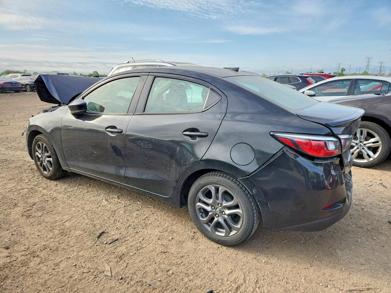 Toyota Yaris Le