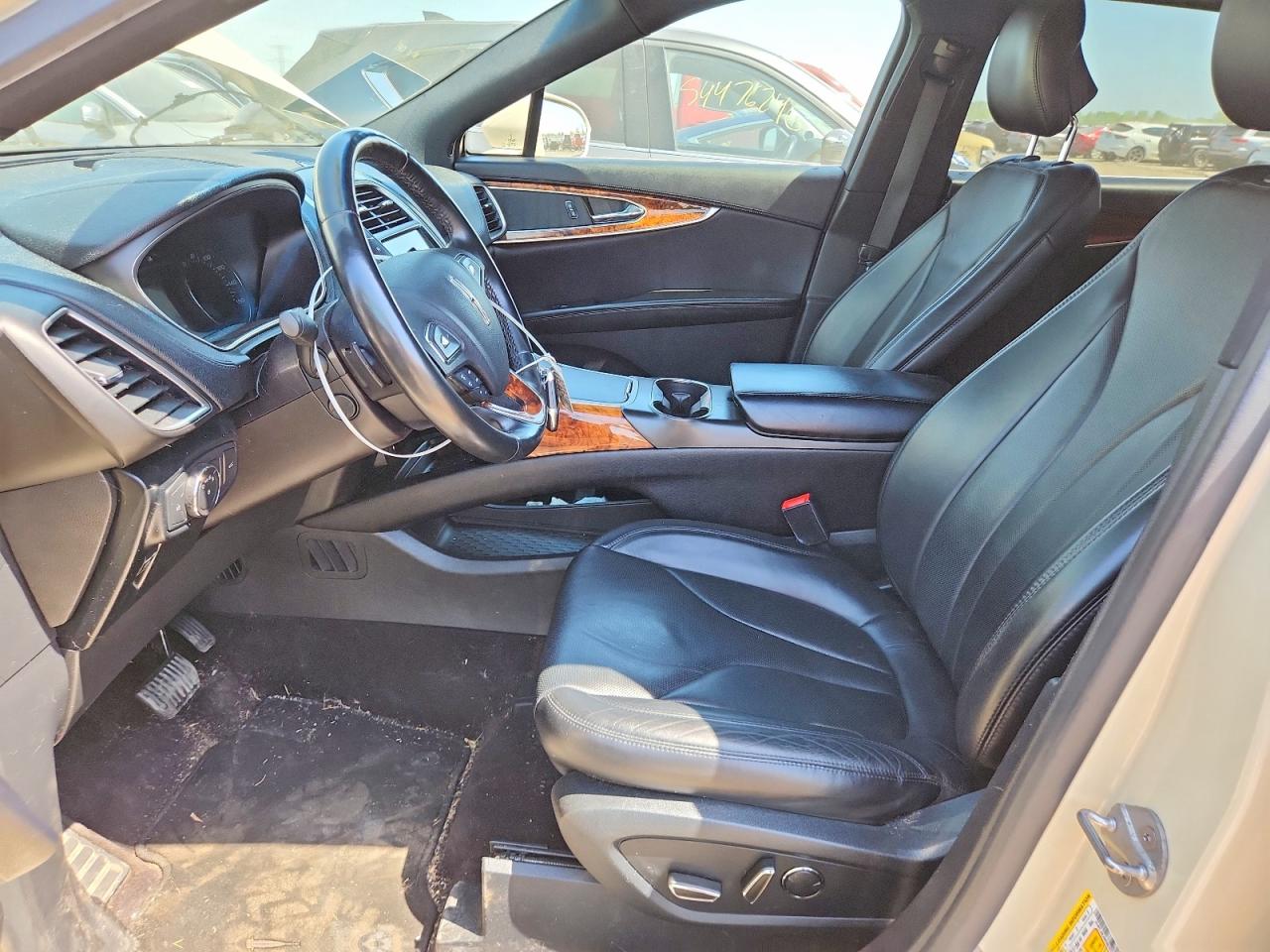 Lincoln MKX Reserve