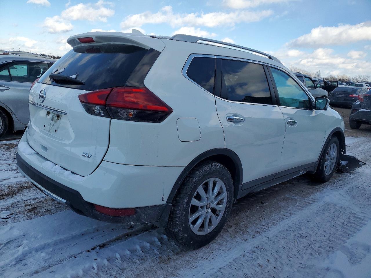 Nissan Rogue S