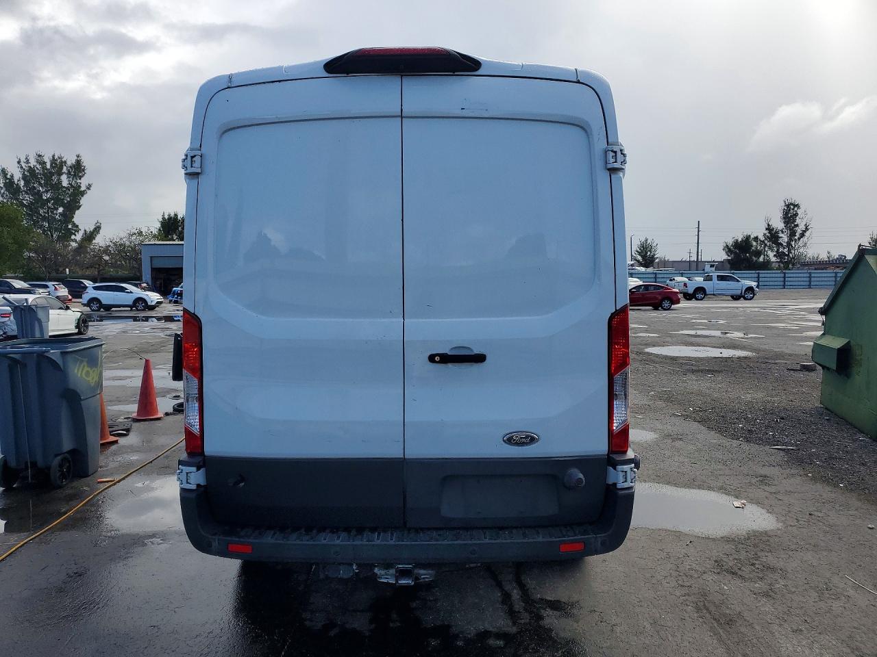 Ford Transit T-350