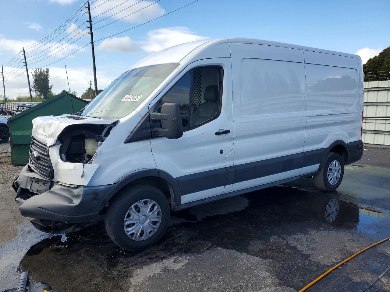Salvage Ford Transit Image
