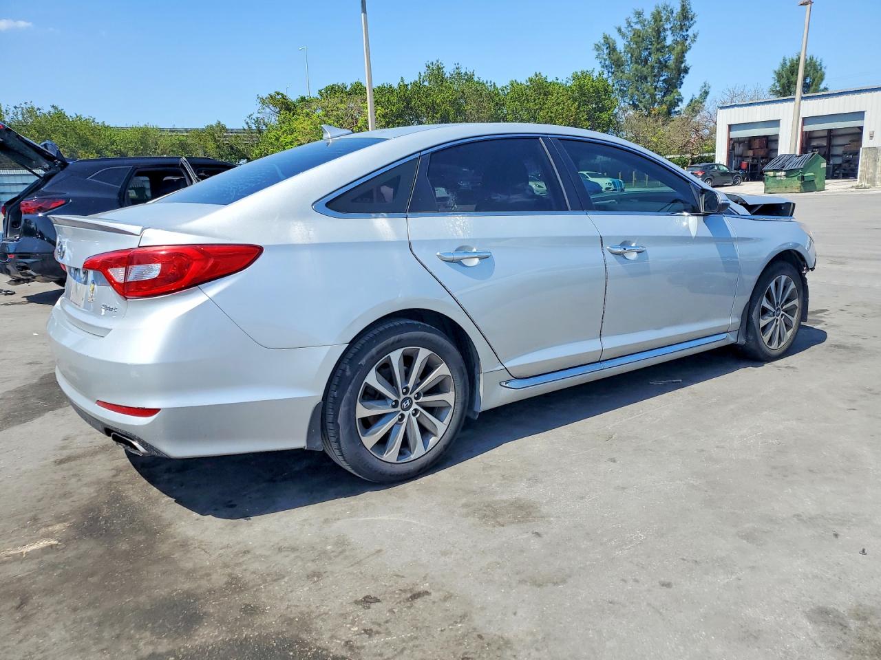 Hyundai SONATA Sport