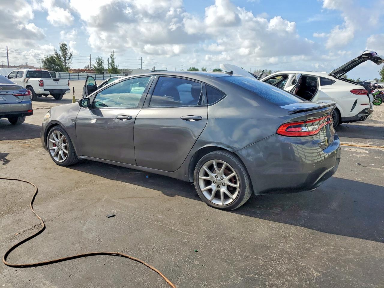 Dodge Dart Sxt