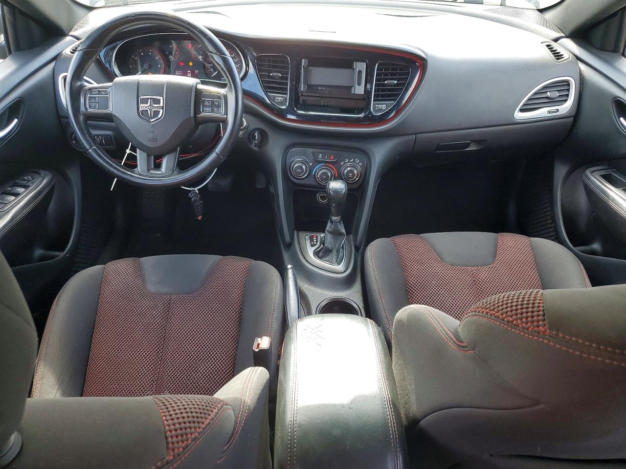 Dodge Dart Sxt