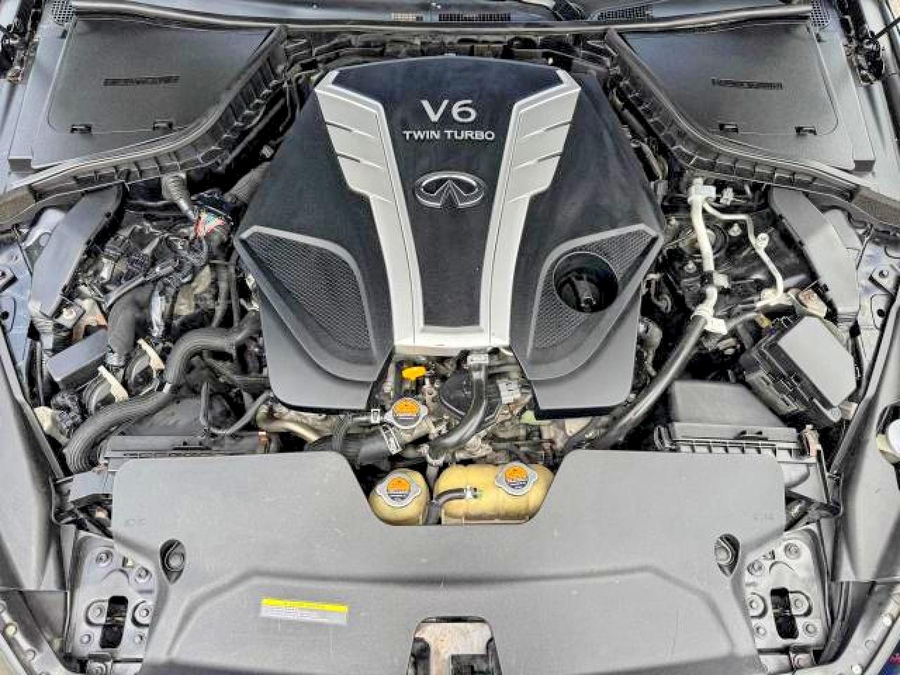 INFINITI Q50 3.0t P 3.0t Premium