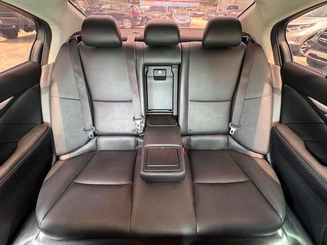 INFINITI Q50 3.0t P 3.0t Premium