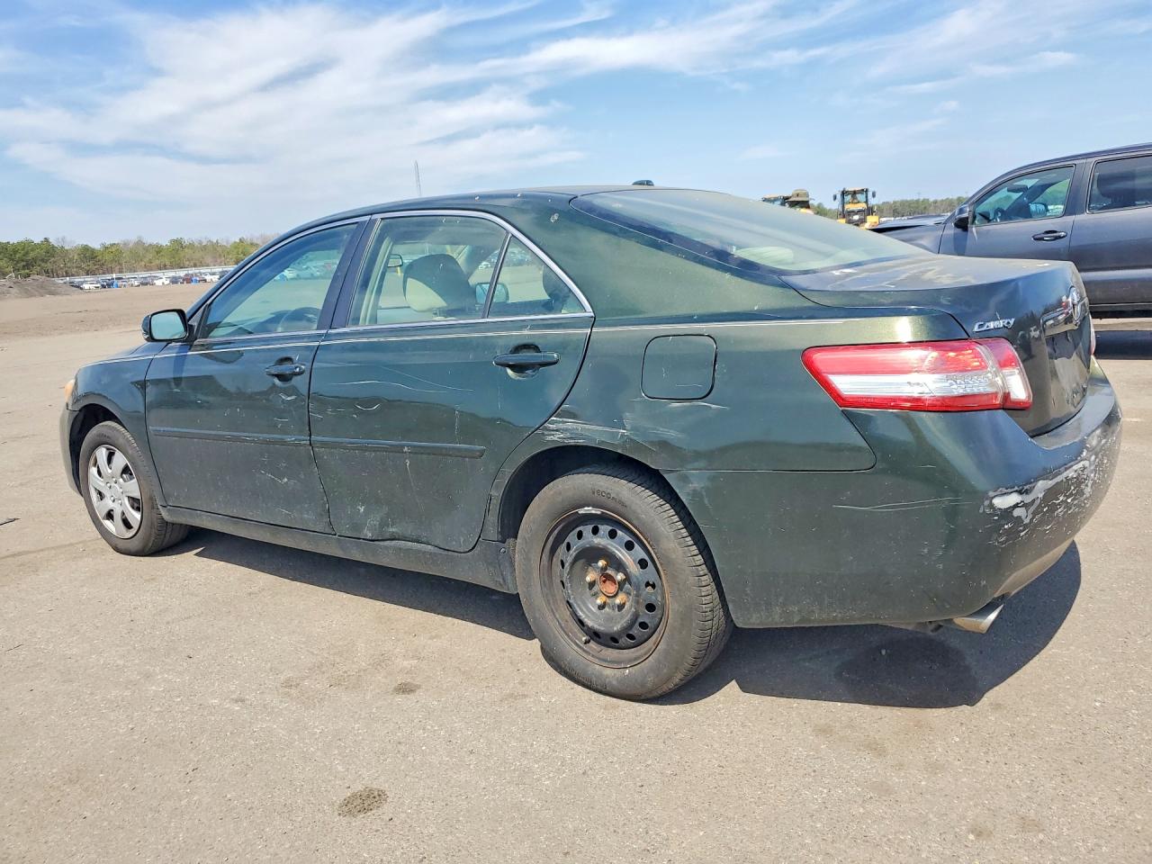 Toyota Camry Le V6