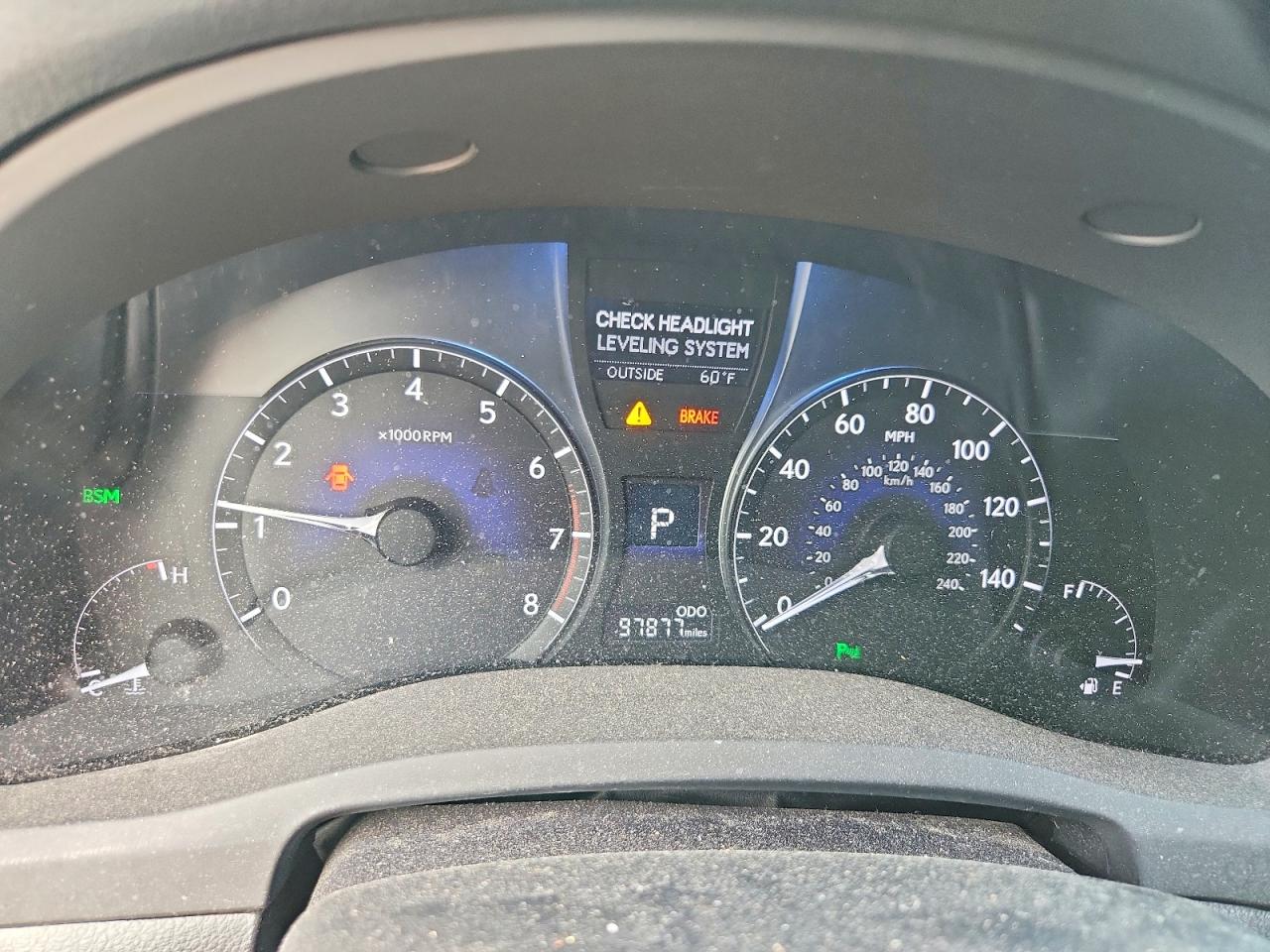 Lexus RX Base