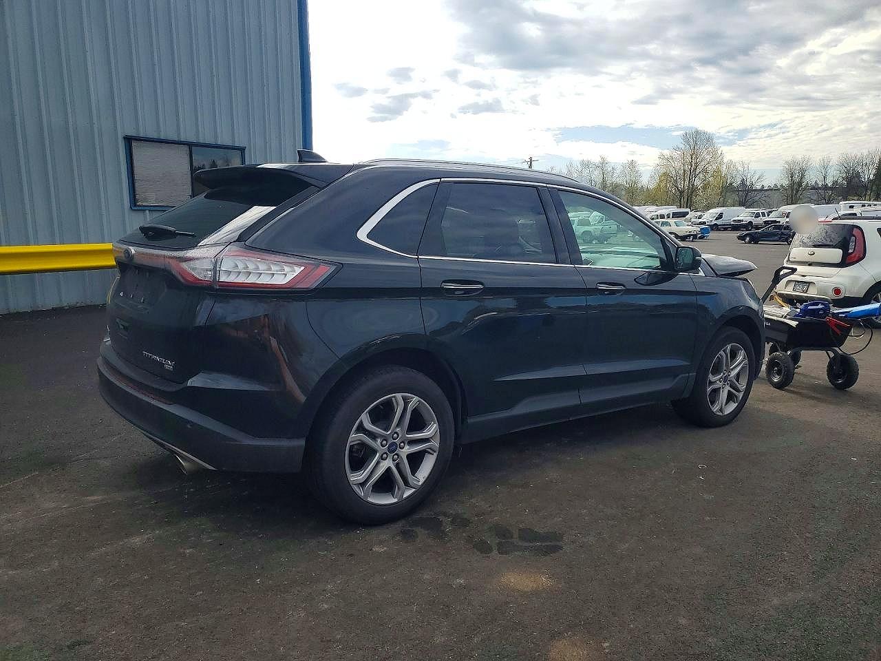 Ford Edge Titanium