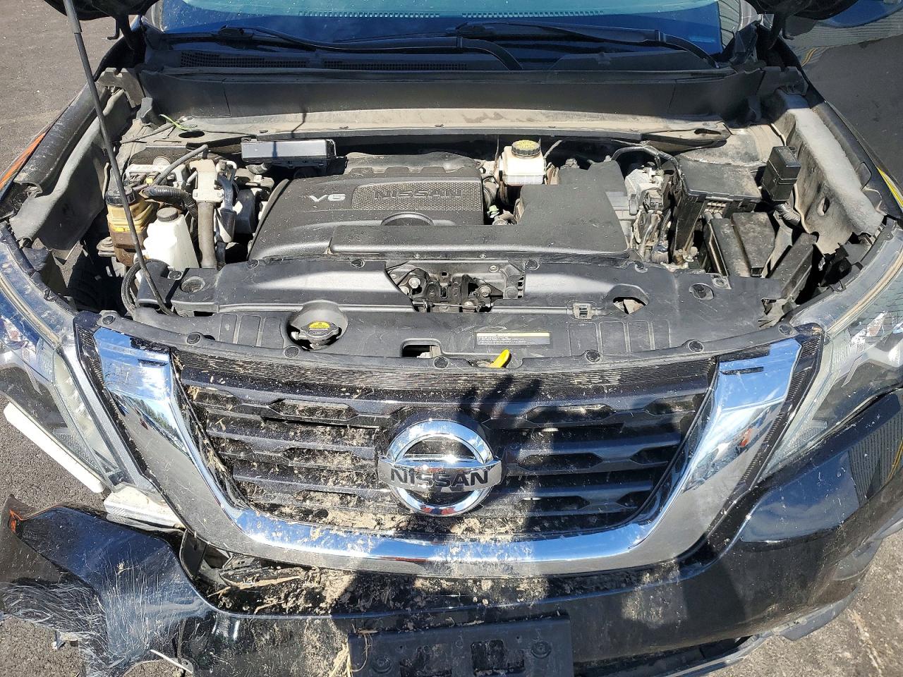Nissan Pathfinder S