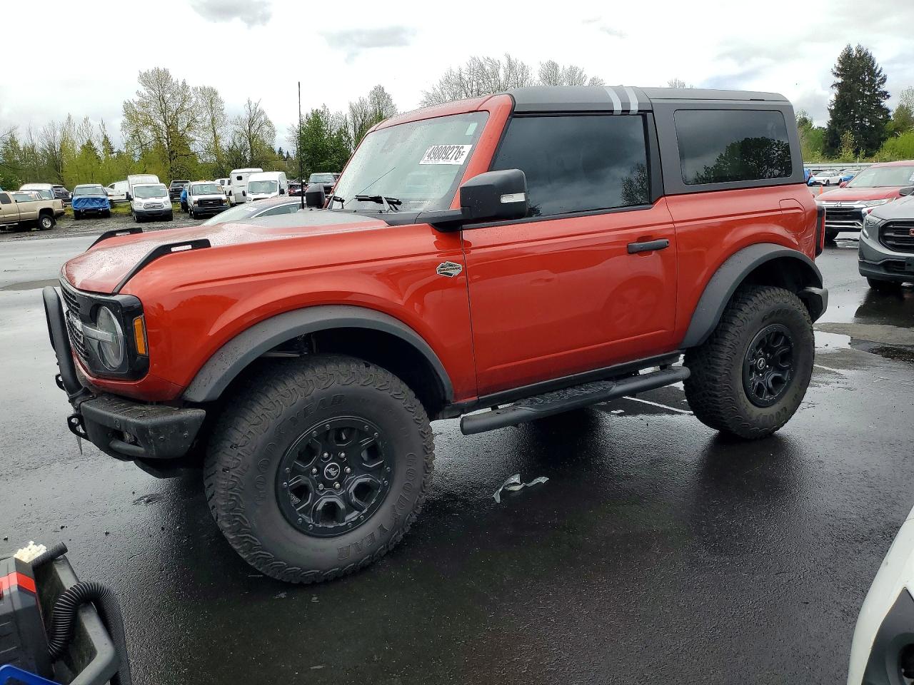 Salvage Ford Bronco Image