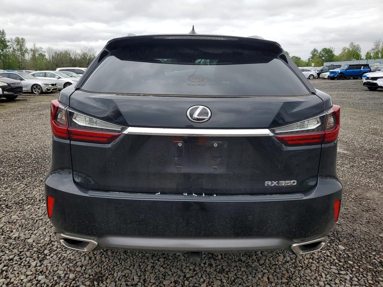 Lexus RX Base