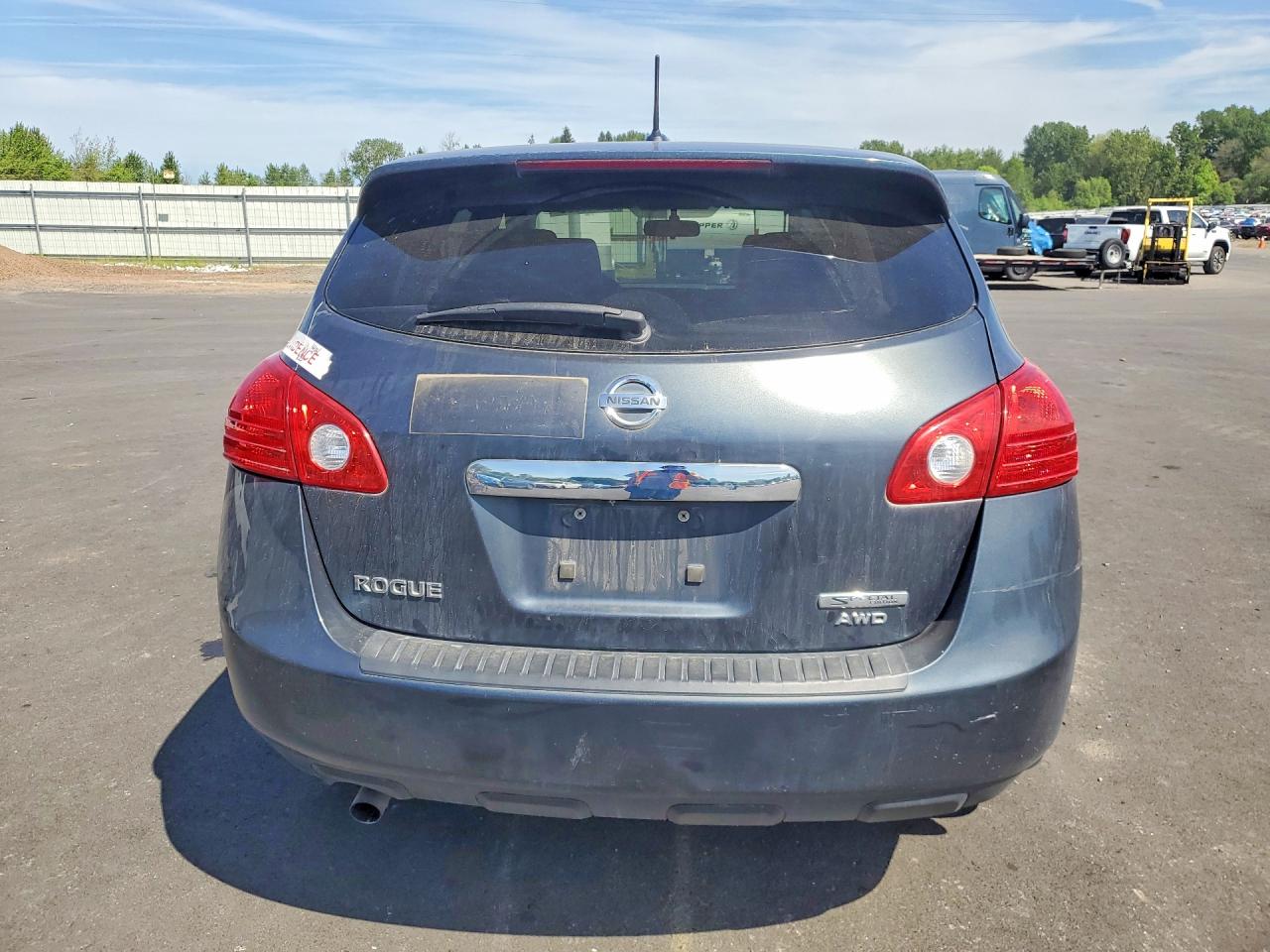 Nissan Rogue S