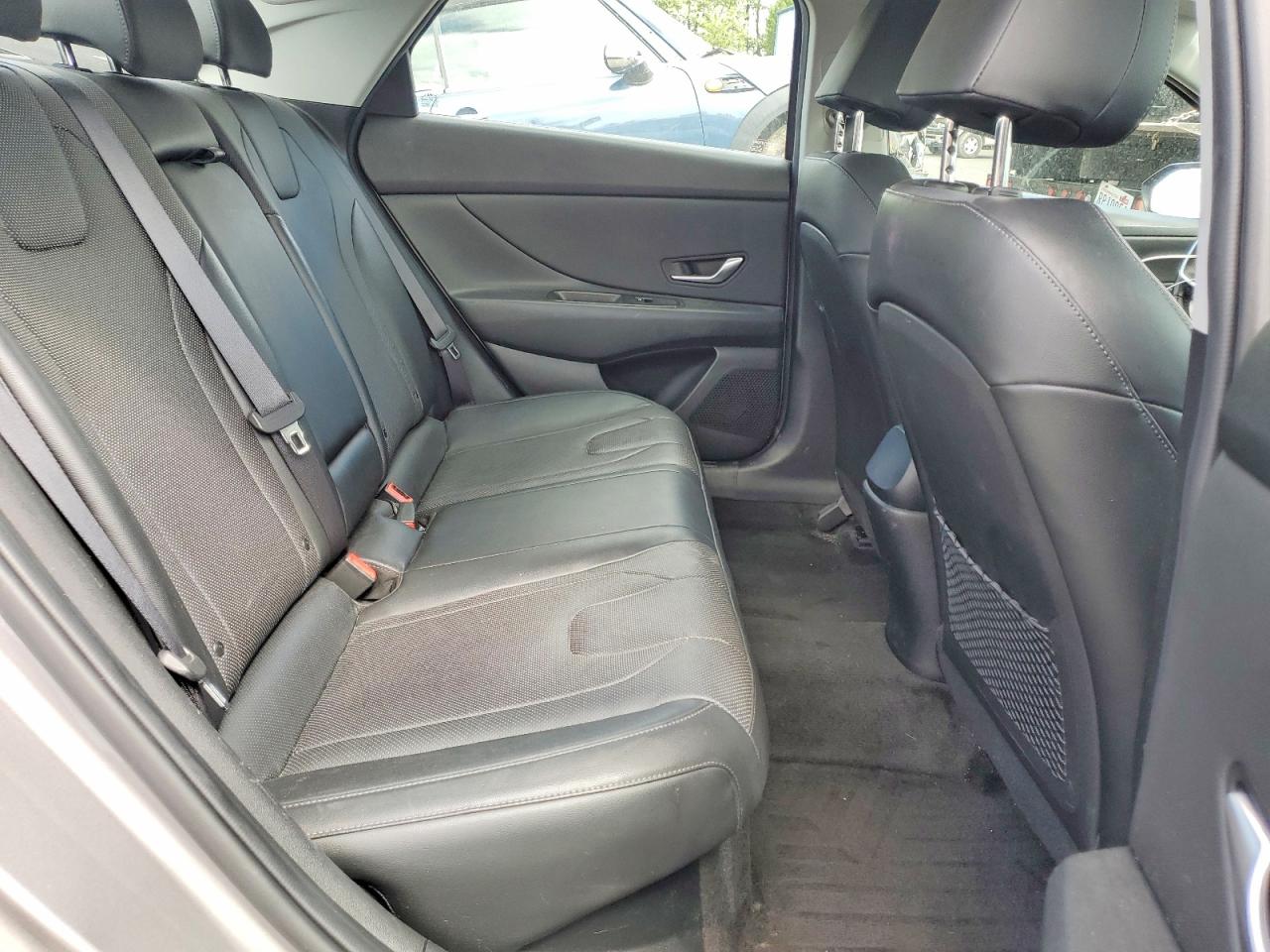 Hyundai ELANTRA Limited