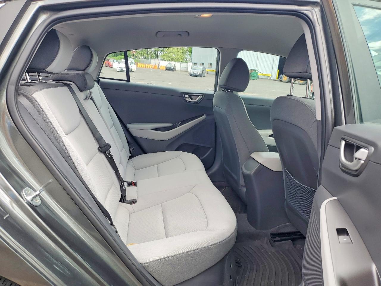 Hyundai Ioniq Se