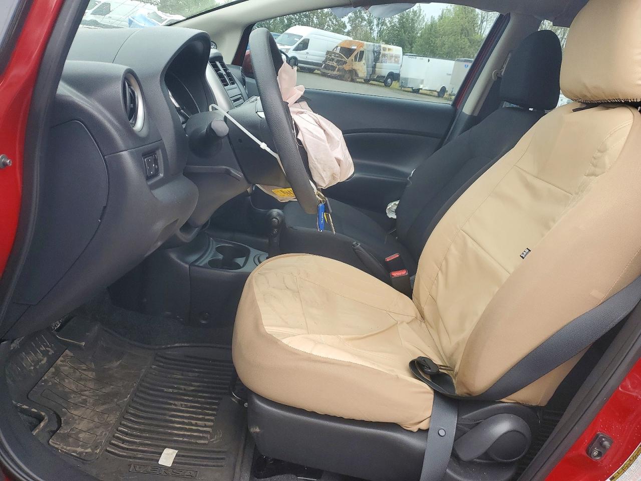 Nissan Versa S Plus