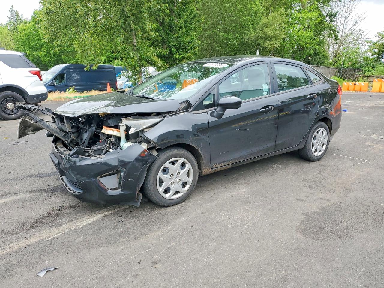 Salvage Ford Fiesta Image