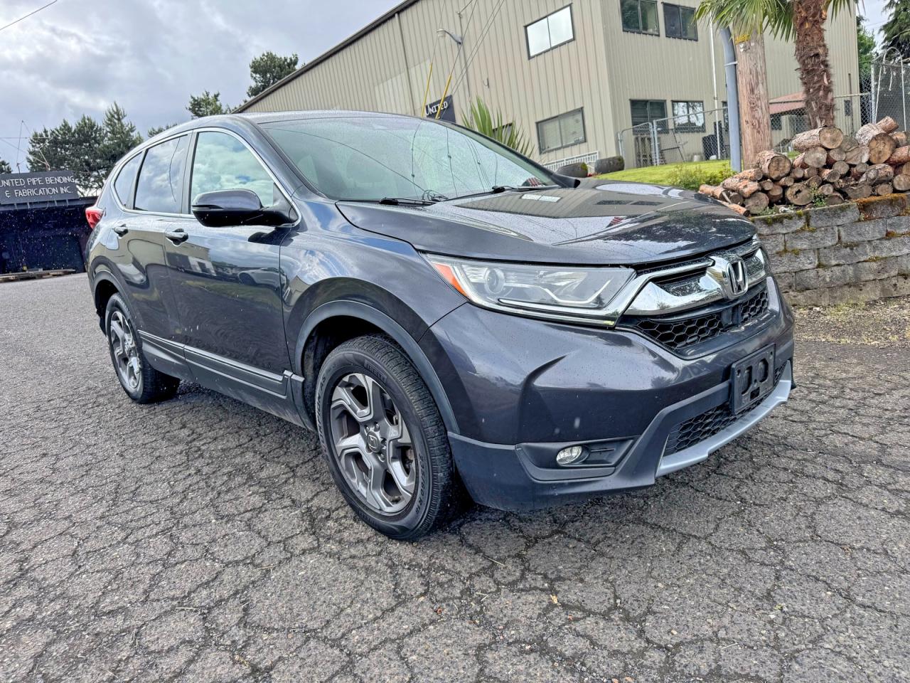 Salvage Honda Crv Image