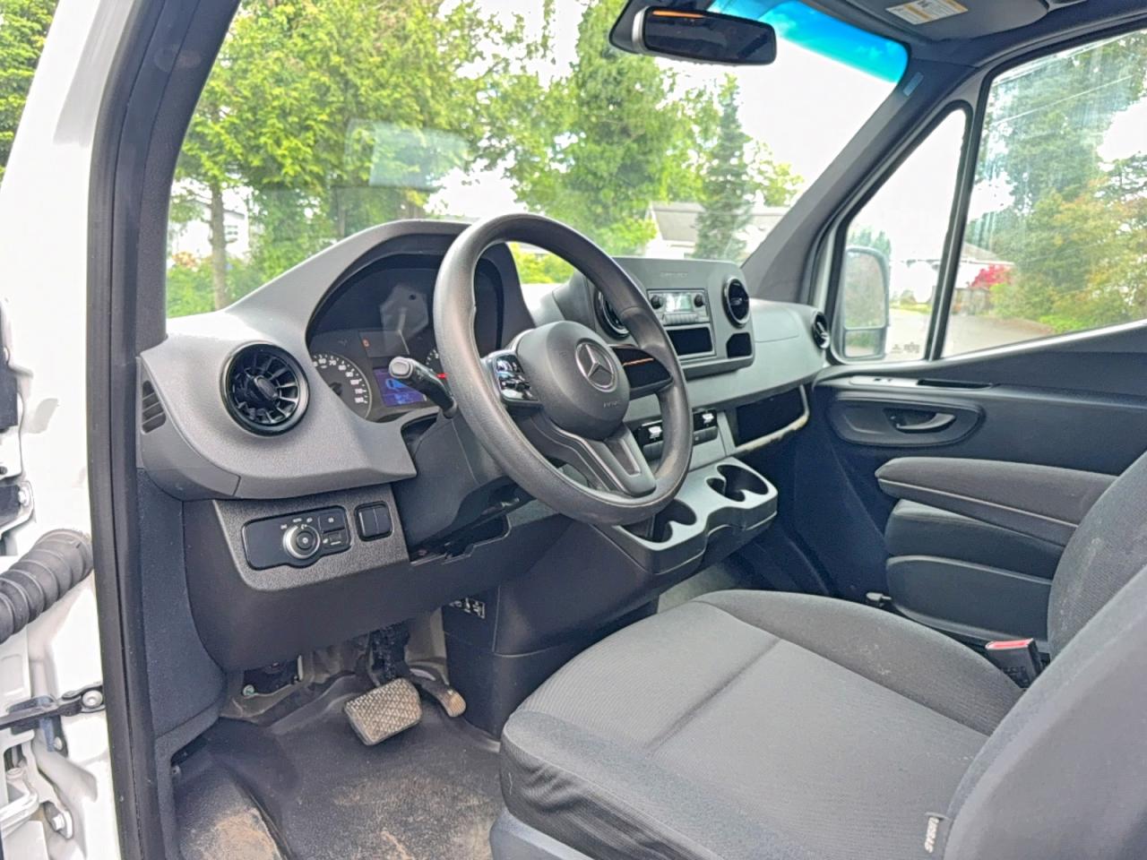 Mercedes-Benz Sprinter 2500