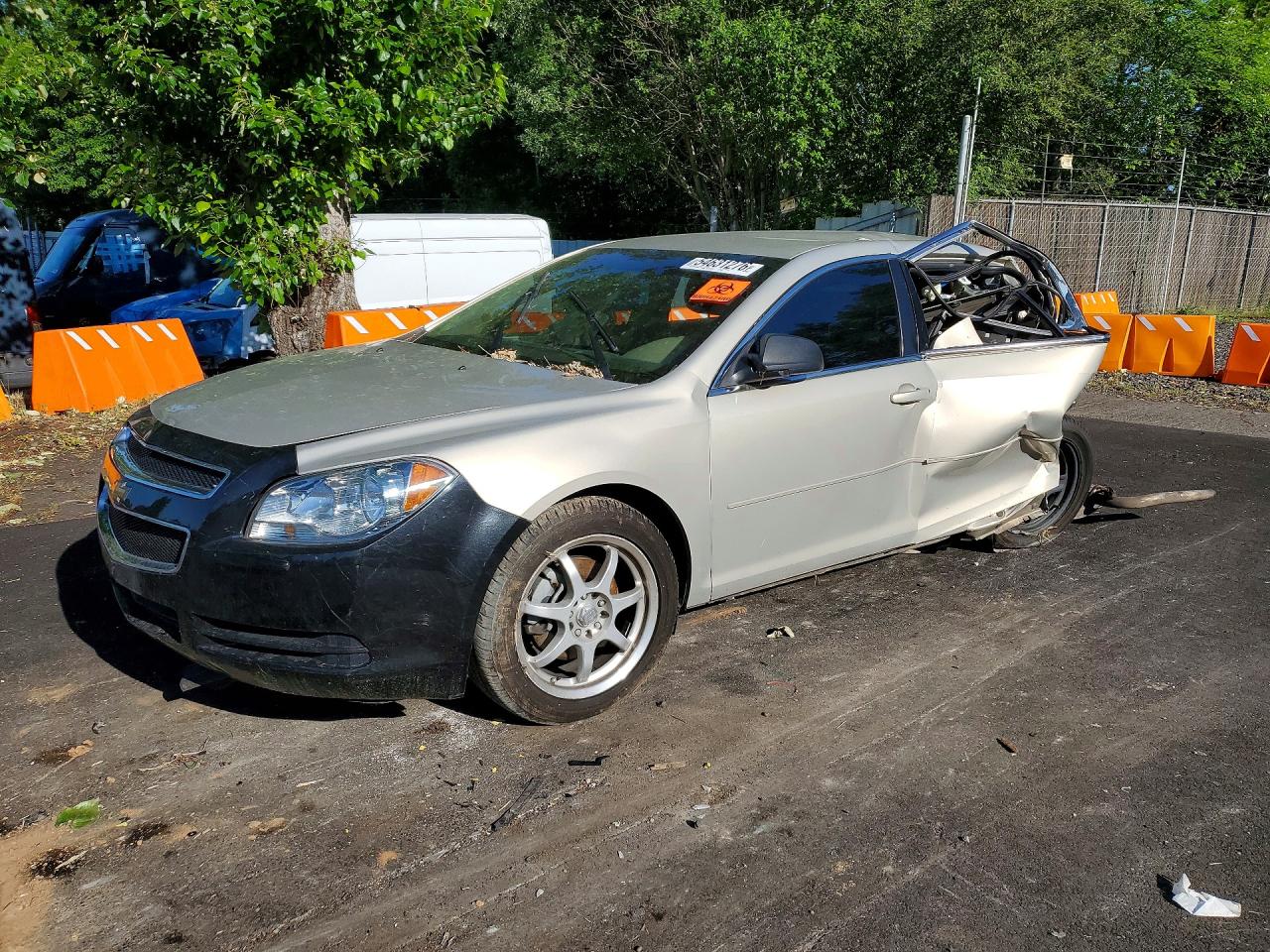 Salvage Chevrolet Malibu Image