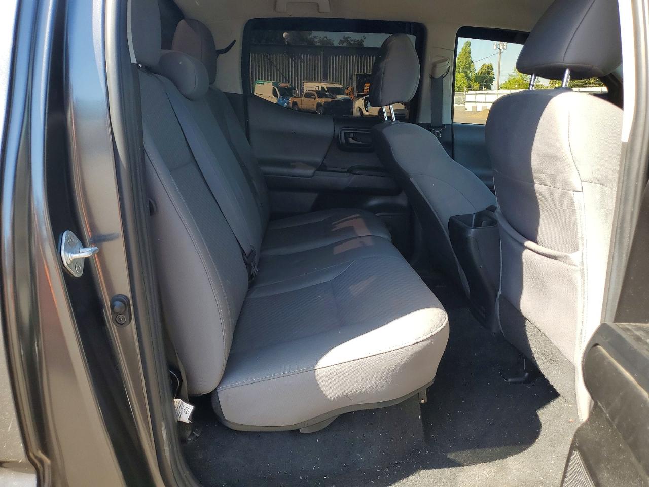 Toyota Tacoma Sr V6