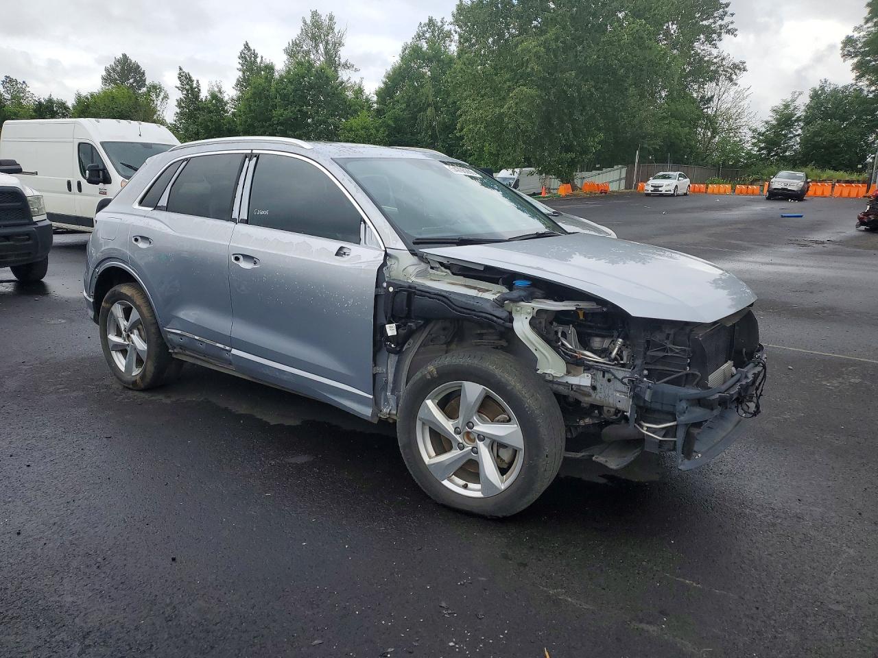 Audi Q3 Premium Plus