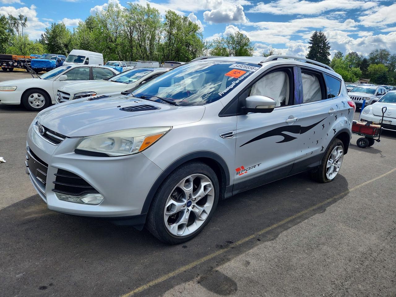 Salvage Ford Escape Image