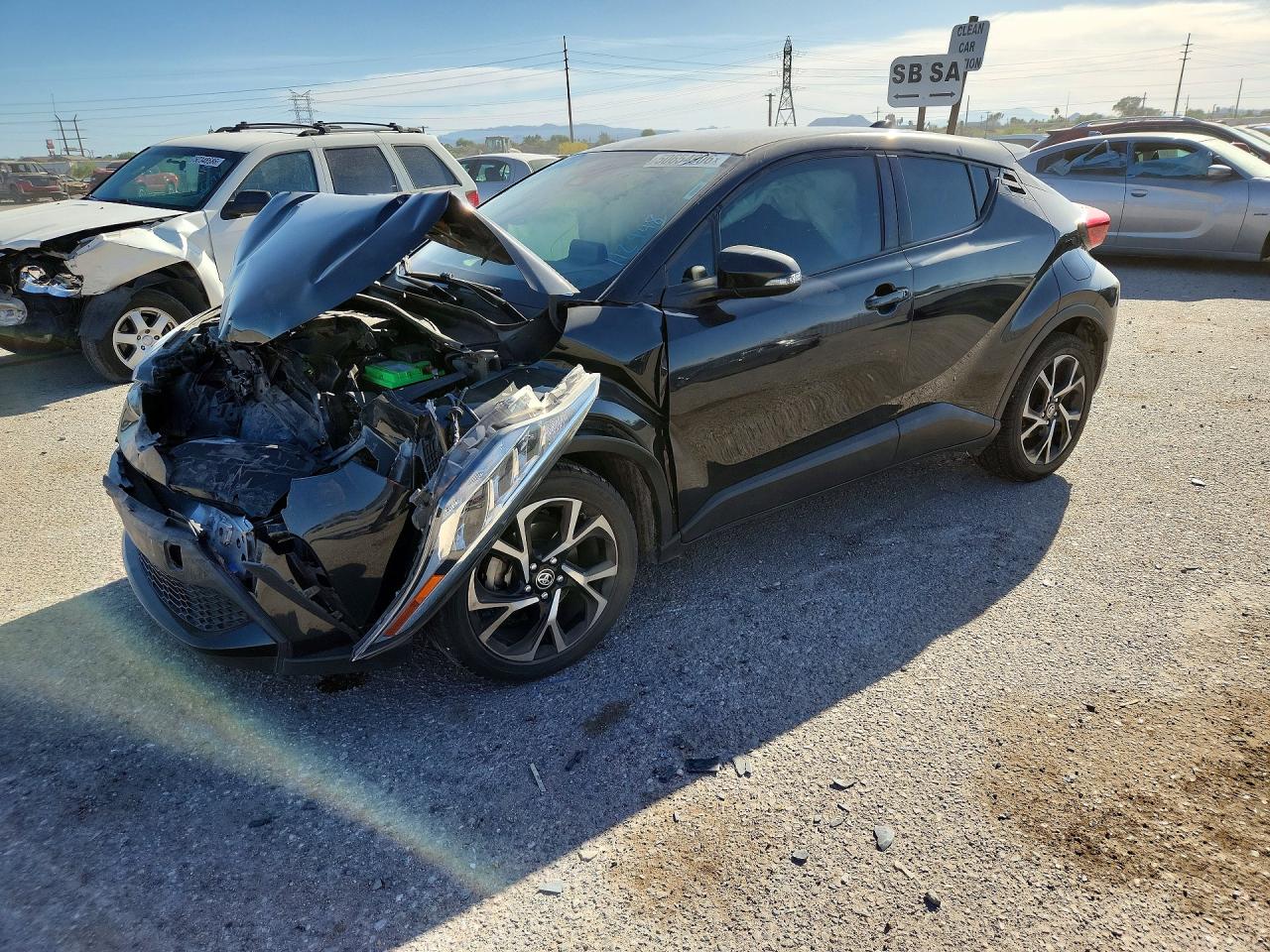 Salvage Toyota C-HR Image