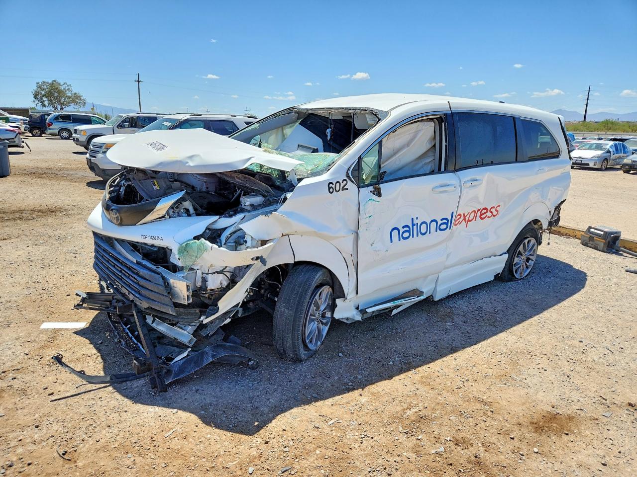 Salvage Toyota Sienna Image