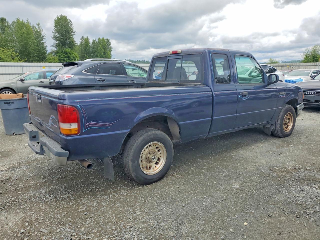 Ford Ranger Super Cab