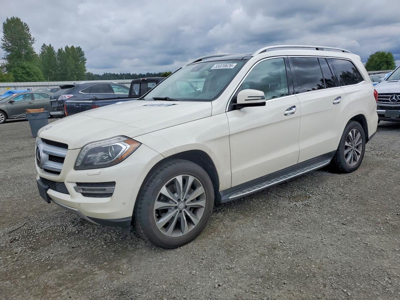 Salvage Mercedes-Benz G-Class Image