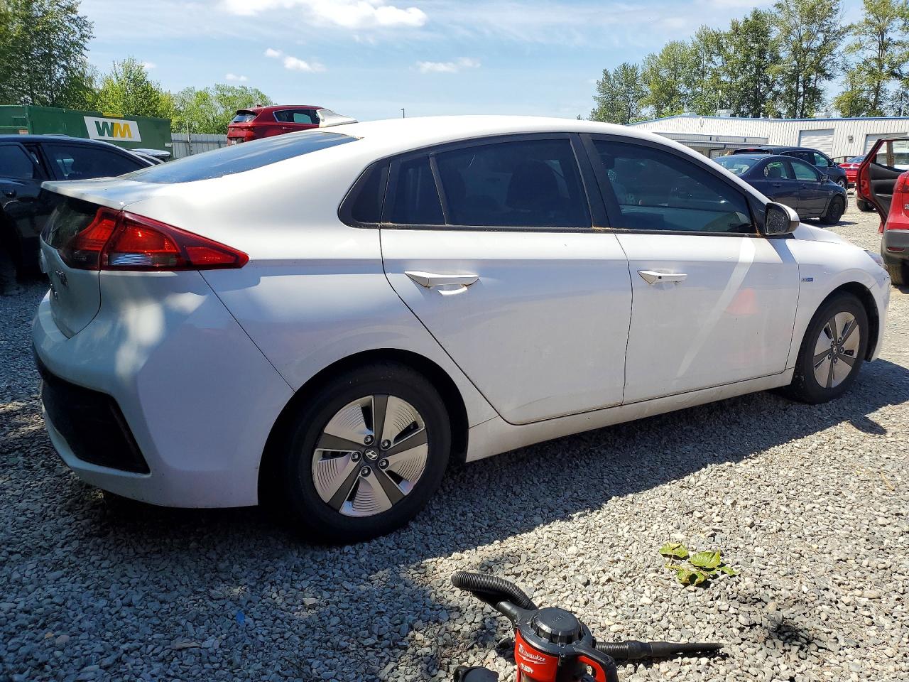 Hyundai Ioniq Blue