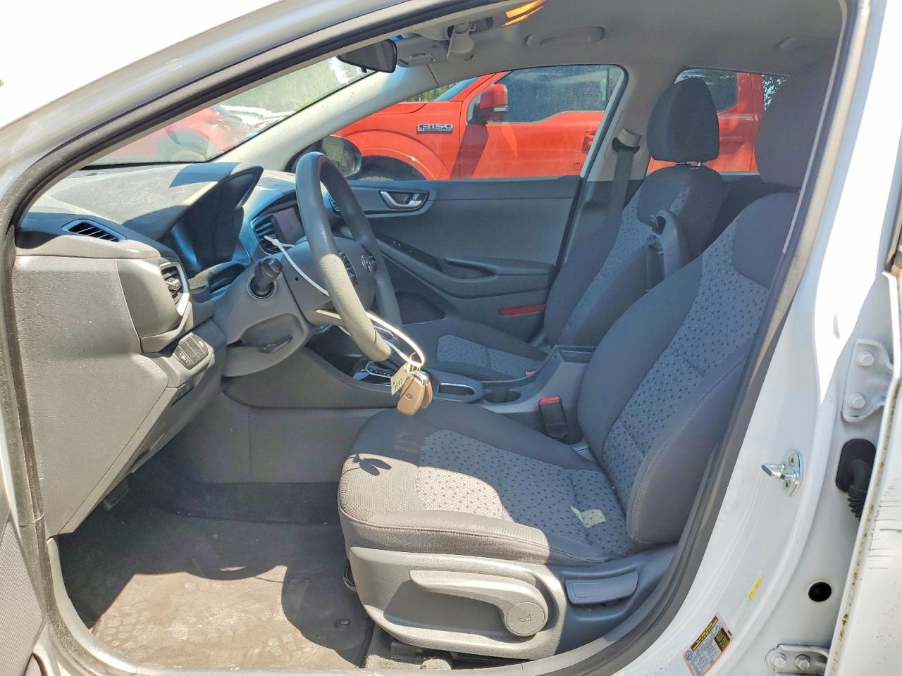 Hyundai Ioniq Blue