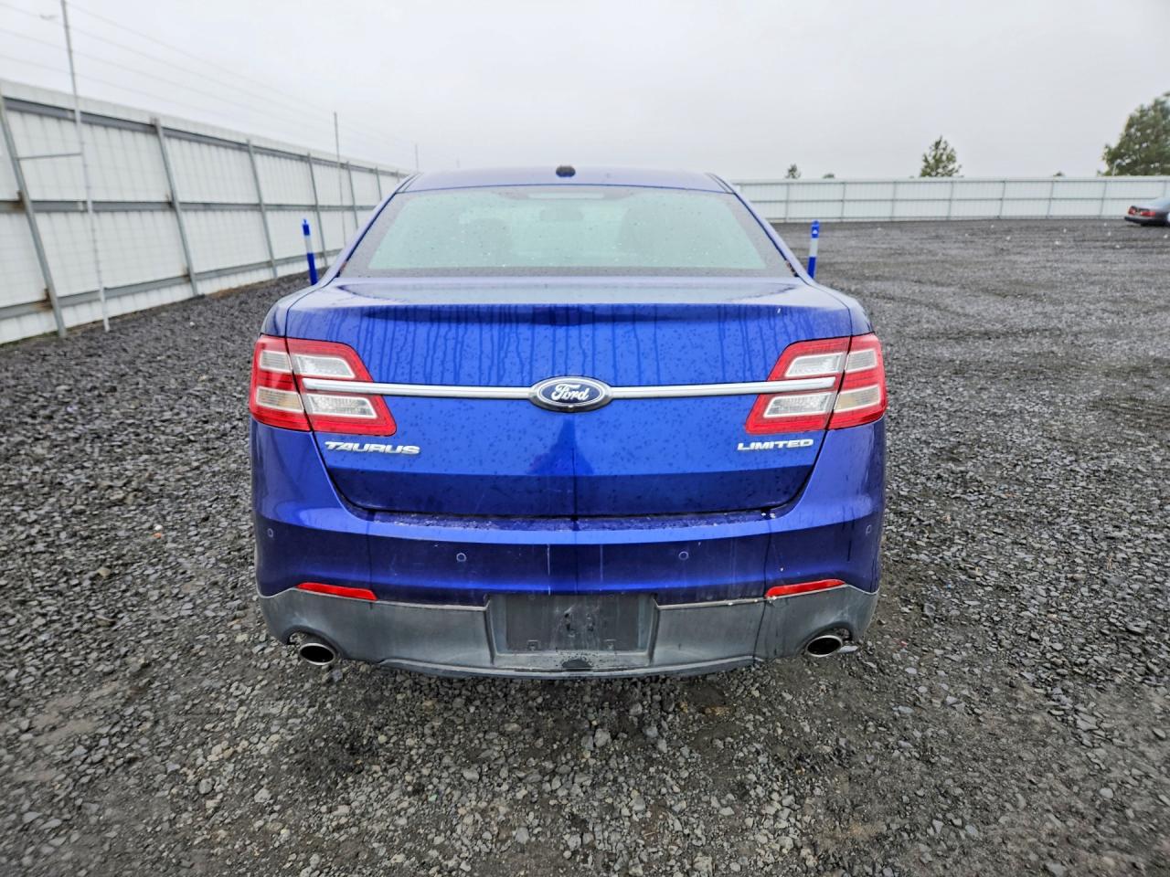 Ford Taurus Limited
