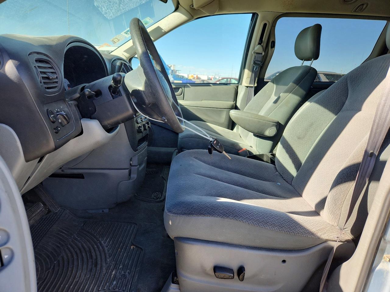 Dodge Caravan Se