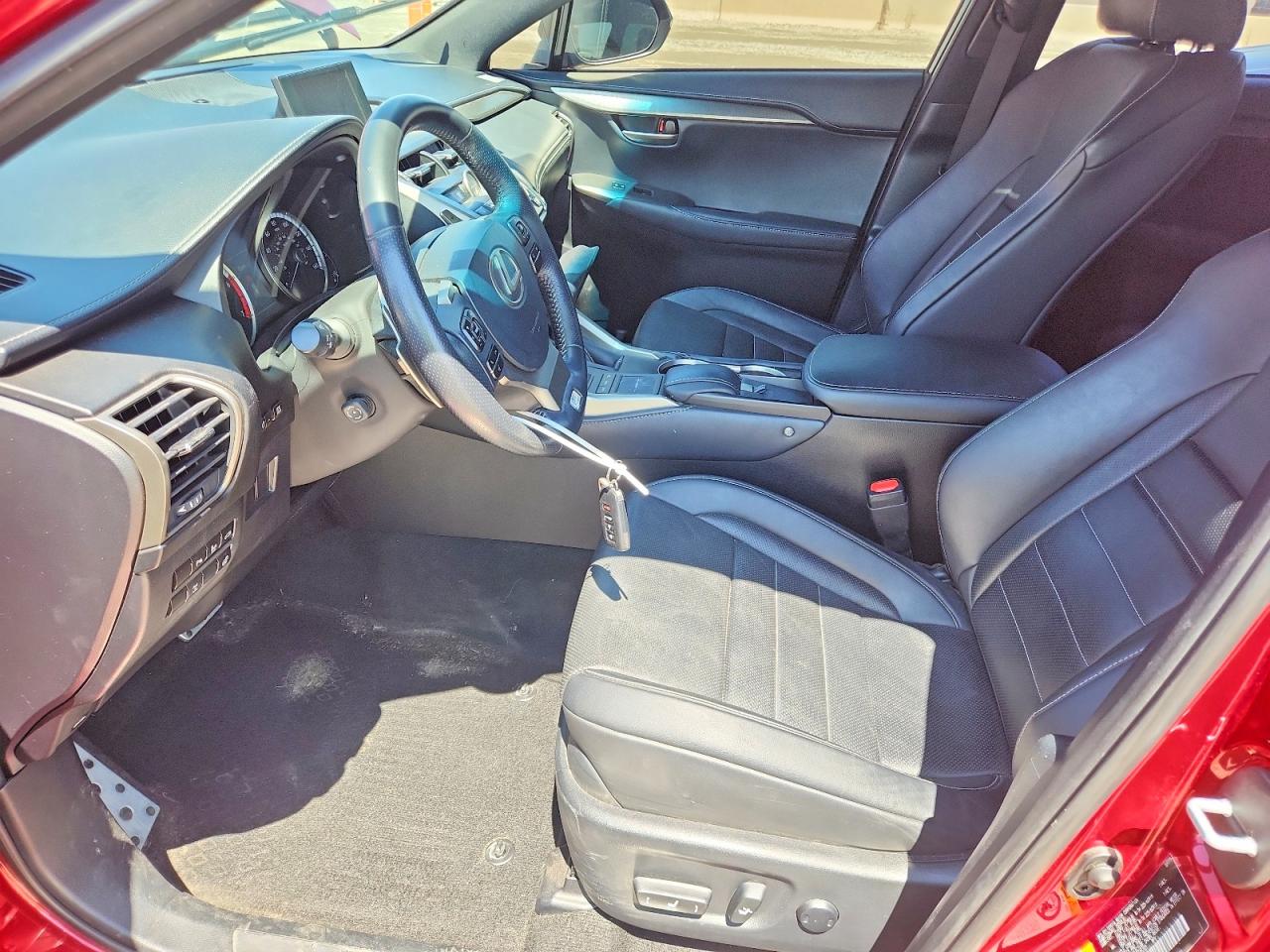 Lexus NX 200t