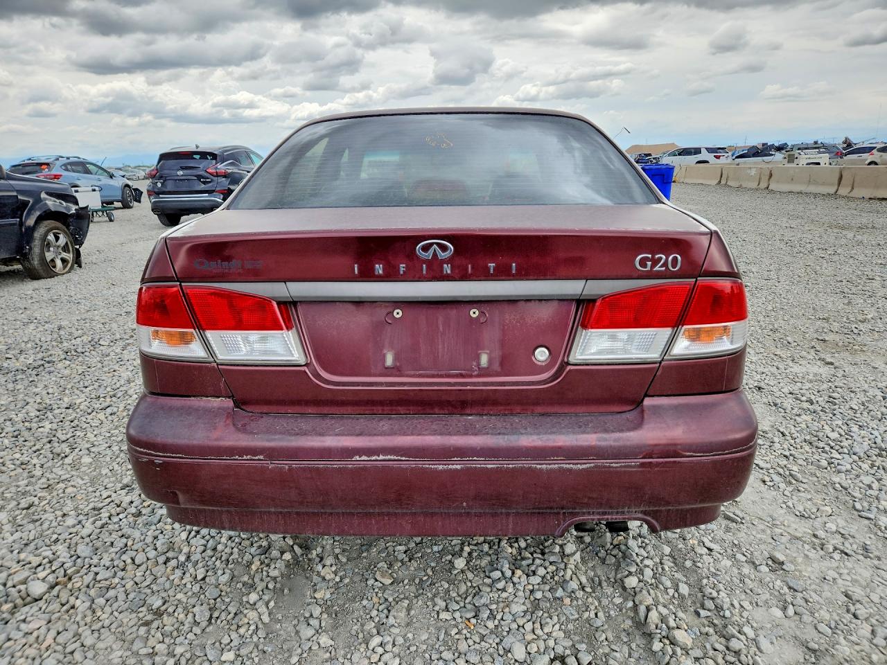 INFINITI G20 Base Base