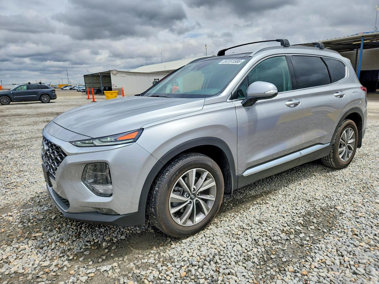 Salvage Hyundai SANTA FE Image