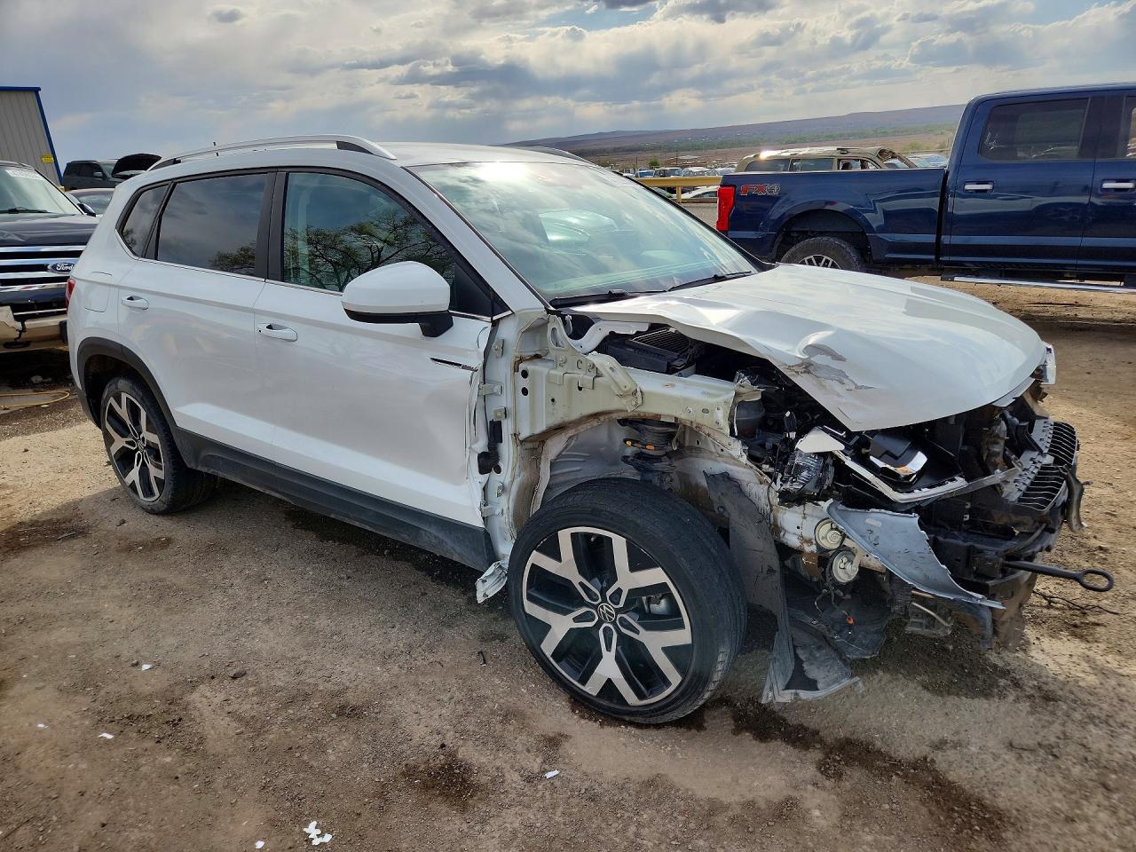 Volkswagen Taos Sel
